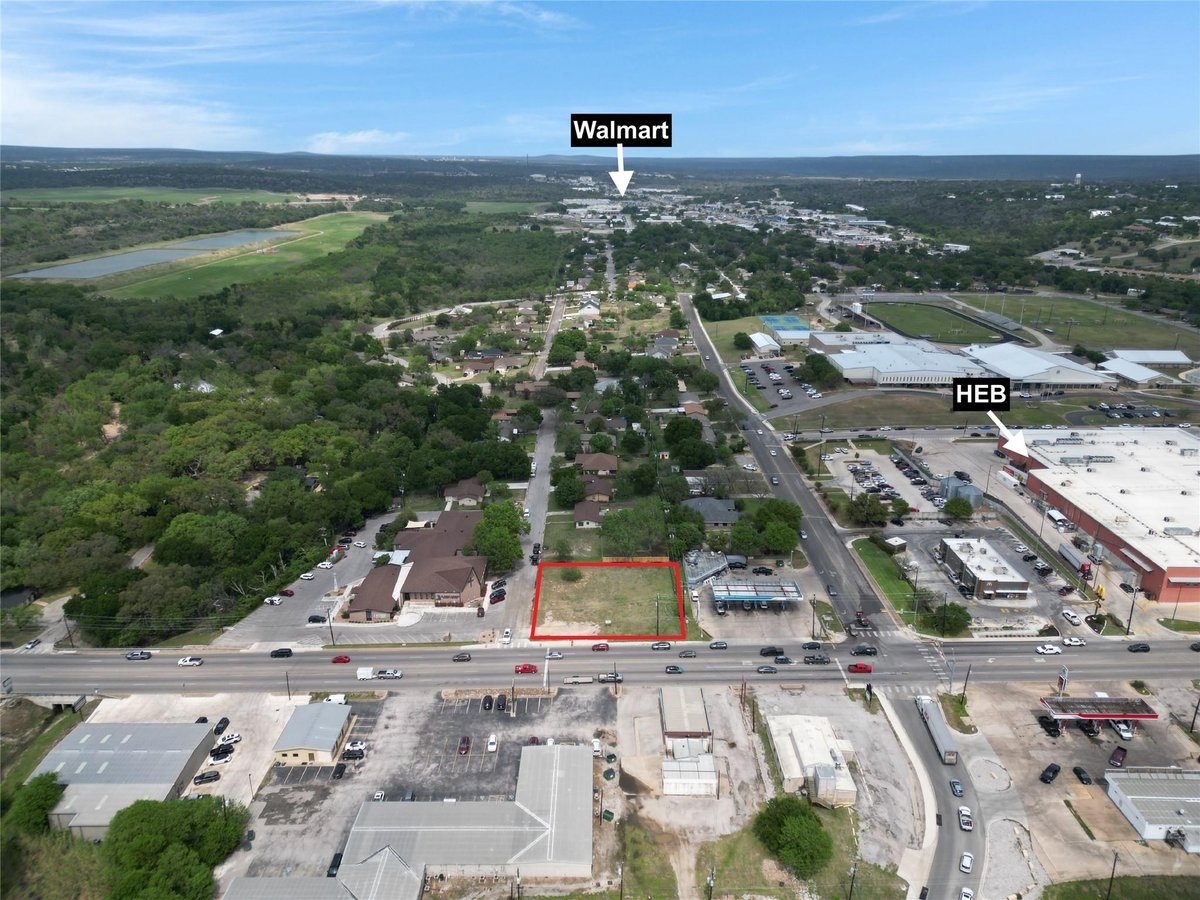 Living area at 1705 W FM 1431 - none, Marble Falls, TX