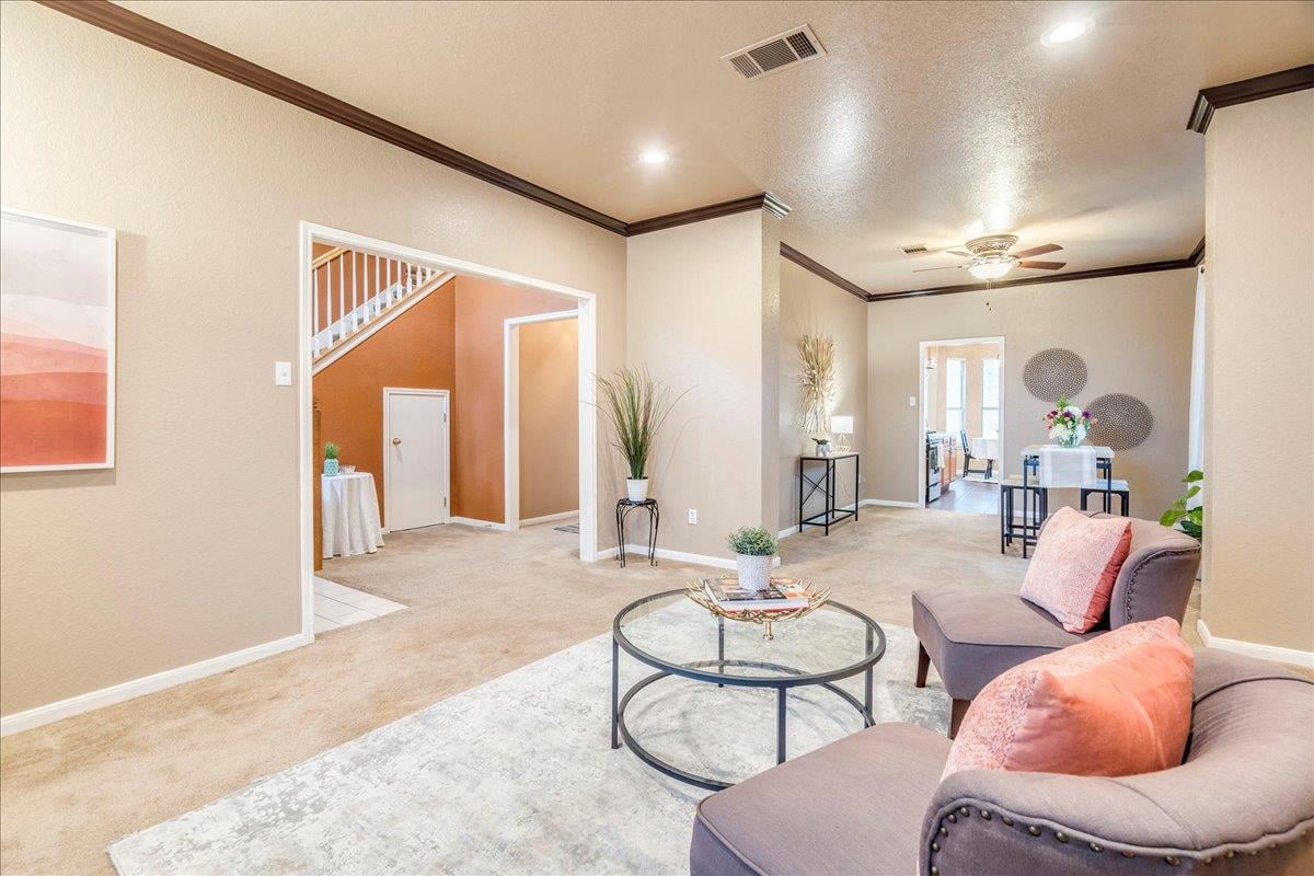 Primary bedroom at 1706 Apache Trl - 5 bed 2 bath home