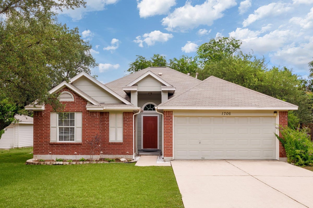 View 1706 Columbine Ln in MASON CREEK 2A 1706 Columbine Ln - front exterior - Luxury home in MASON CREEK 2A, Leander, TX