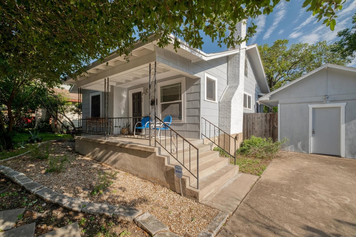 View 1706 Pennsylvania Ave in Johns C R 1706 Pennsylvania Ave - front exterior - Luxury home in Johns C R, Austin, TX