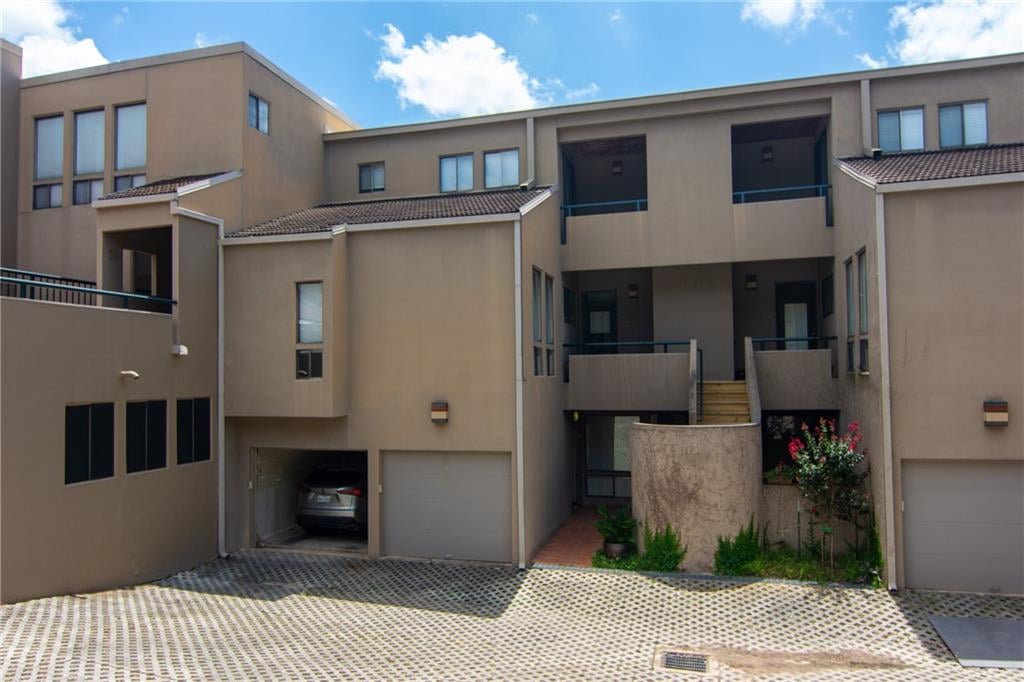 View 1707 Spyglass DR Unit #72 in Habidad Condo Amd 1707 Spyglass DR Unit #72 - property photo 1 - Luxury home in Habidad Condo Amd, Austin, TX
