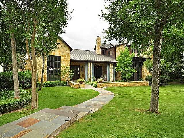 View 1710 FOREST Trl in Tarrytown 1710 FOREST Trl - property photo 1 - Luxury home in Tarrytown, Austin, TX