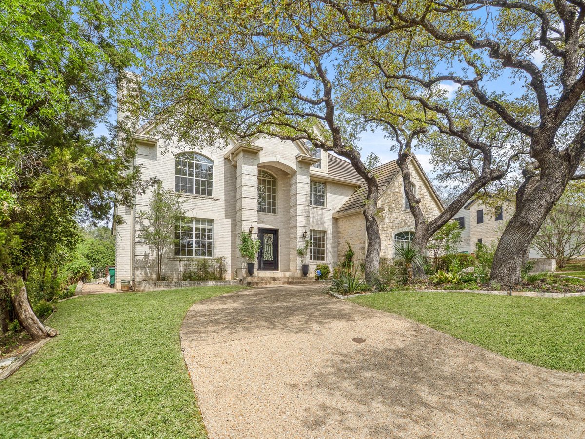1710 Lakeway Blvd - front exterior - Luxury home in Lakeway Sec 22-A, Lakeway, TX