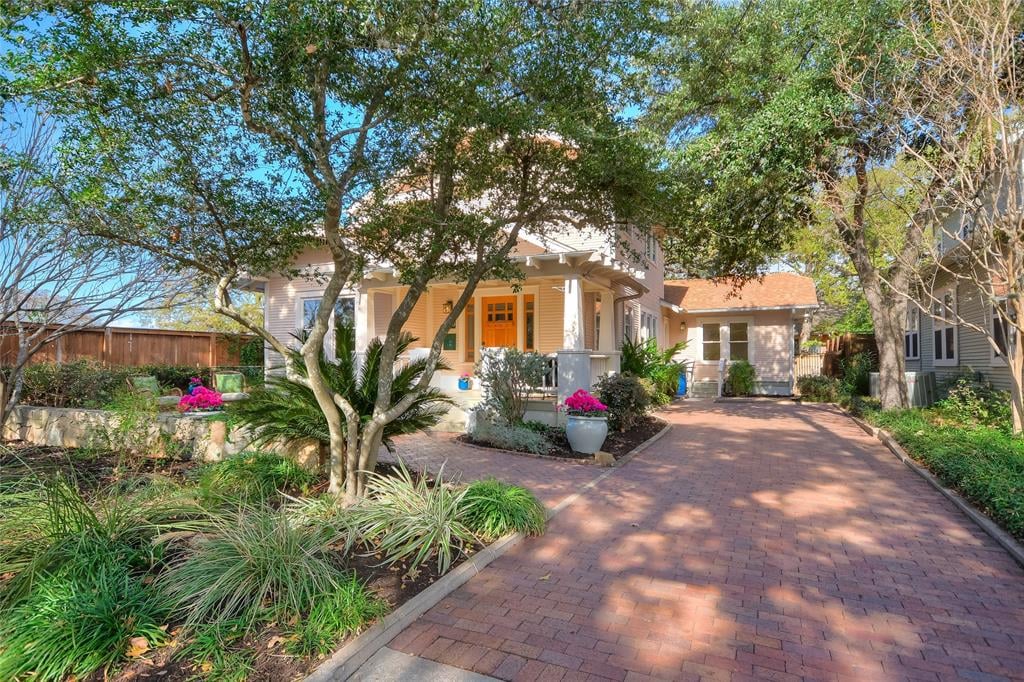 View 1710 Maggie Mayes ST in Westridge 1710 Maggie Mayes ST - property photo 1 - Luxury home in Westridge, Austin, TX