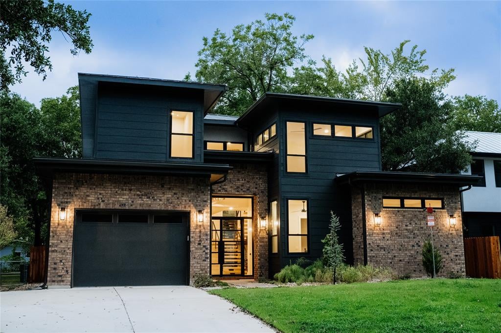 View 1710 Morrow St in Crestview Add Sec 04 1710 Morrow St - front exterior - Luxury home in Crestview Add Sec 04, Austin, TX