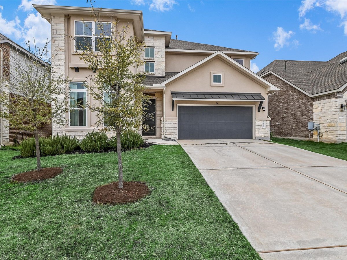 View 17104 Calipatria Ln in Carmel West 17104 Calipatria Ln - property photo 1 - Luxury home in Carmel West, Pflugerville, TX