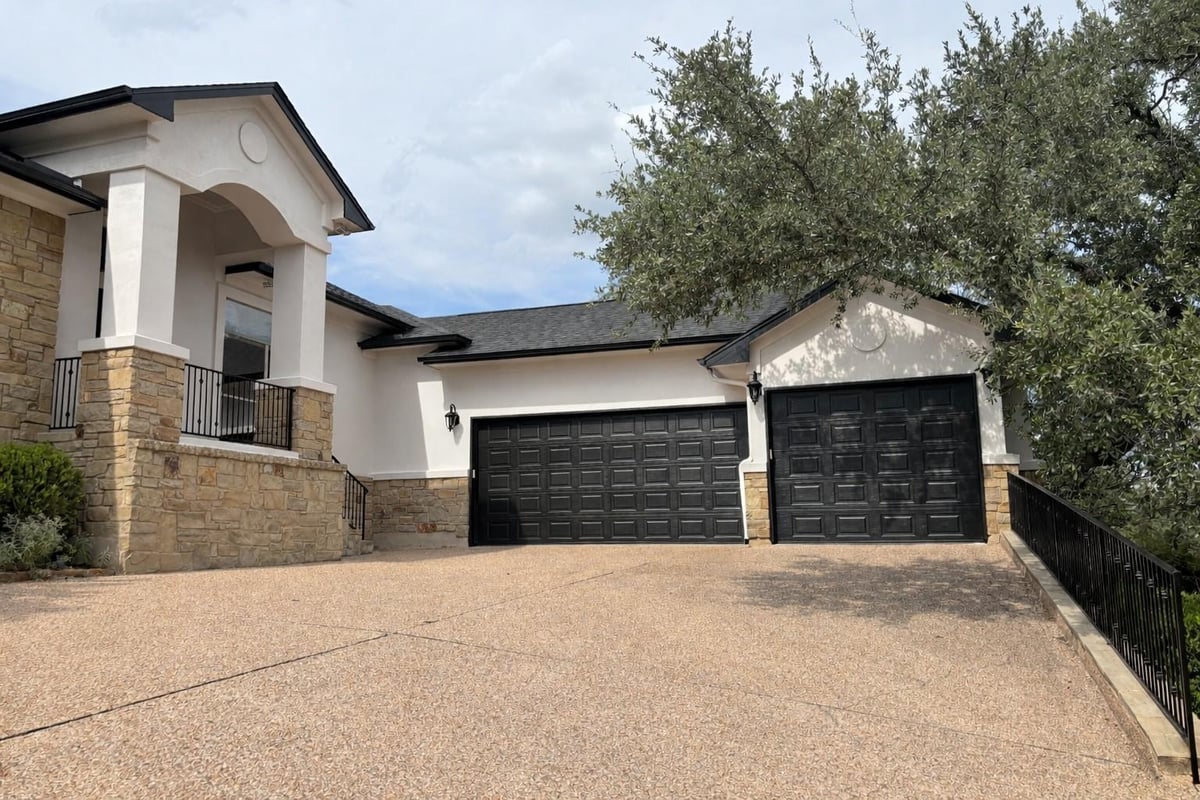 View 17109 Northlake Hills Dr in Northlake Hills Sec 3 Resub Of 17109 Northlake Hills Dr - front exterior - Luxury home in Northlake Hills Sec 3 Resub Of, Jonestown, TX