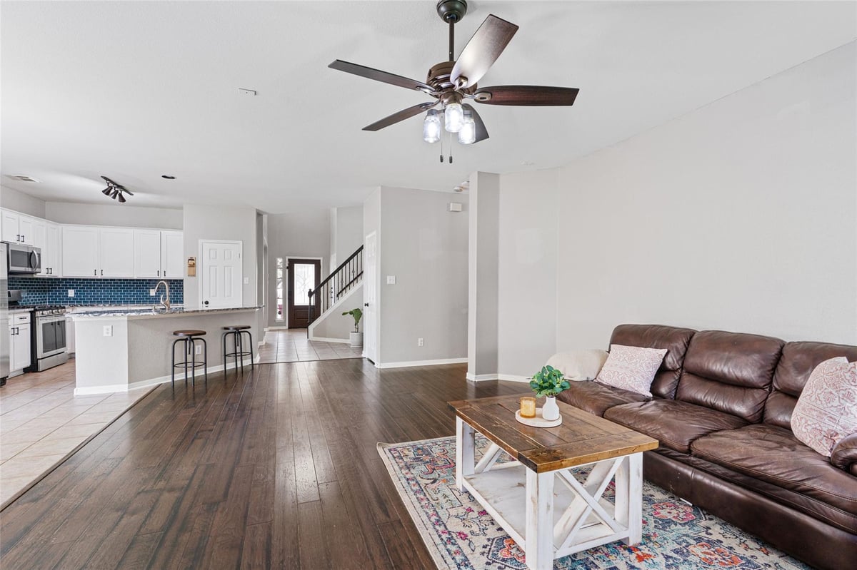 Primary bedroom at 1712 Lynnville Trl - 4 bed 2 bath home