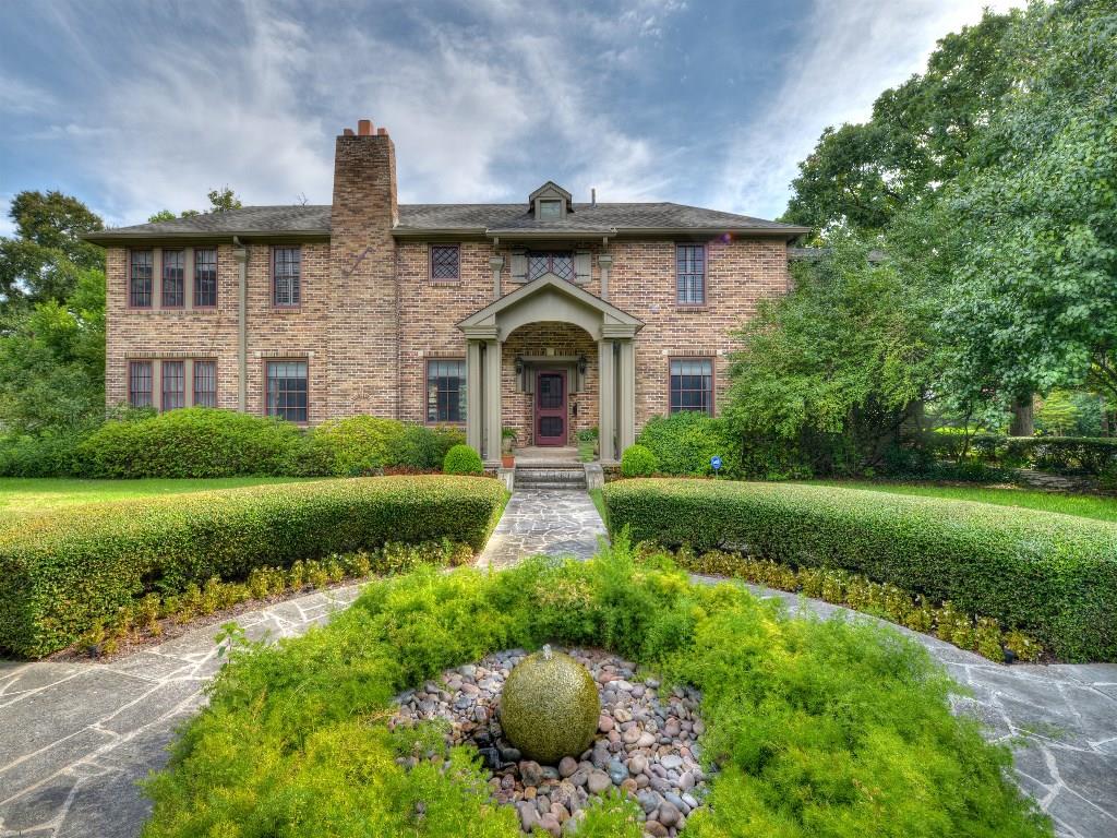 1712 Windsor RD - front exterior - Luxury home in Enfield B, Austin, TX