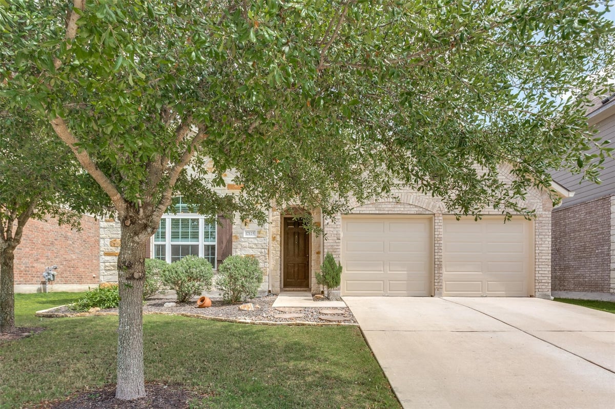 View 17125 Casanova Ave in Carmel West Ph 1 Sec 1 17125 Casanova Ave - front exterior - Luxury home in Carmel West Ph 1 Sec 1, Pflugerville, TX