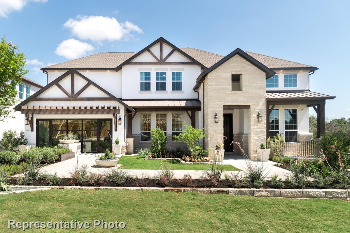Living area at 1713 Lucera Bnd - 4 bed 4 bath home