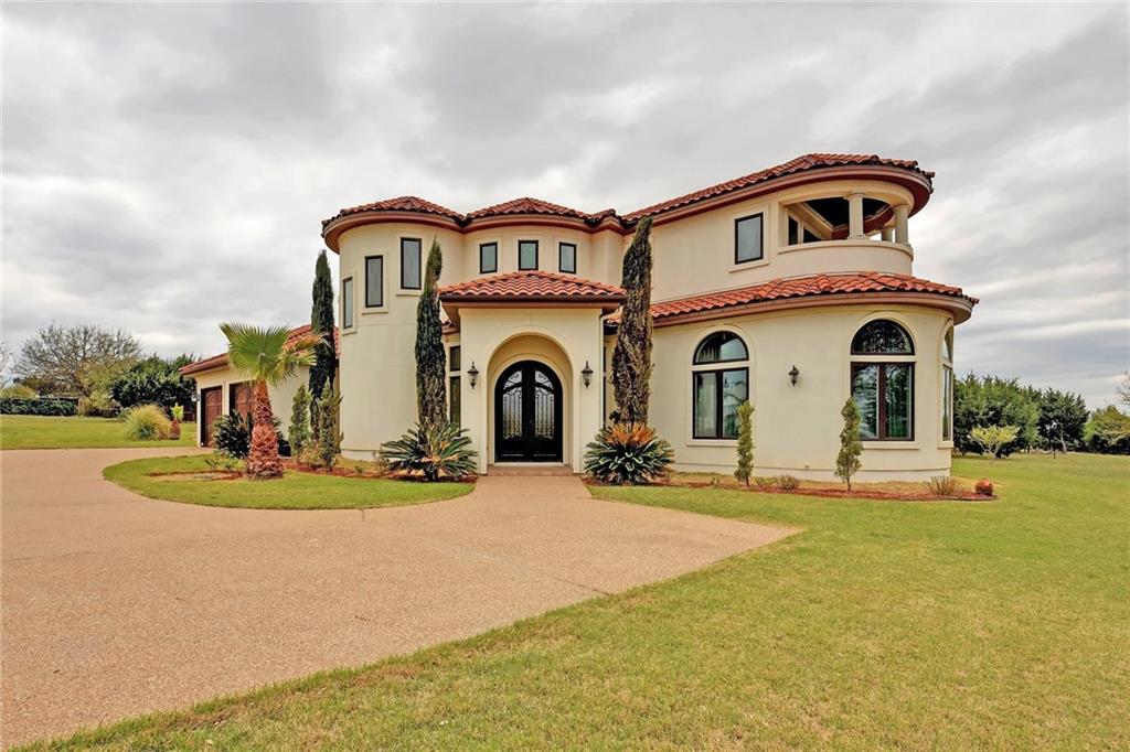 1716 Corto LN - property photo 1 - Luxury home in Werkenthin Sec 01, Austin, TX