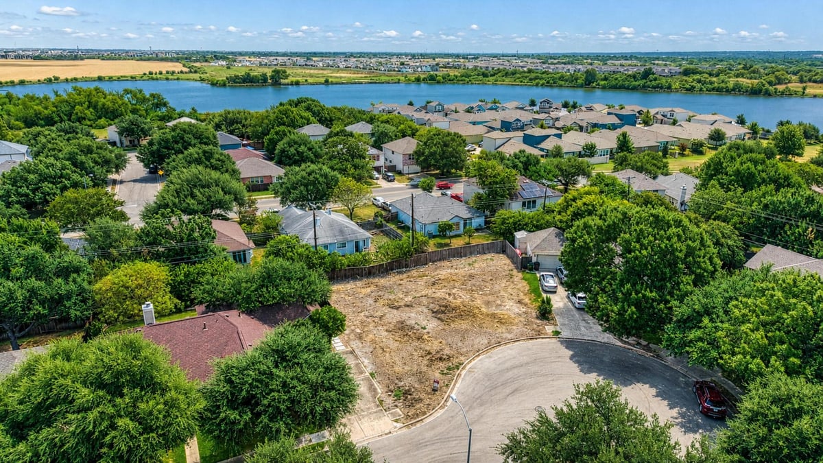 View 1717 Chalice CV in Zunker Meadows Sec 02 1717 Chalice CV - property photo 1 - Luxury lot in Zunker Meadows Sec 02, Round Rock, TX