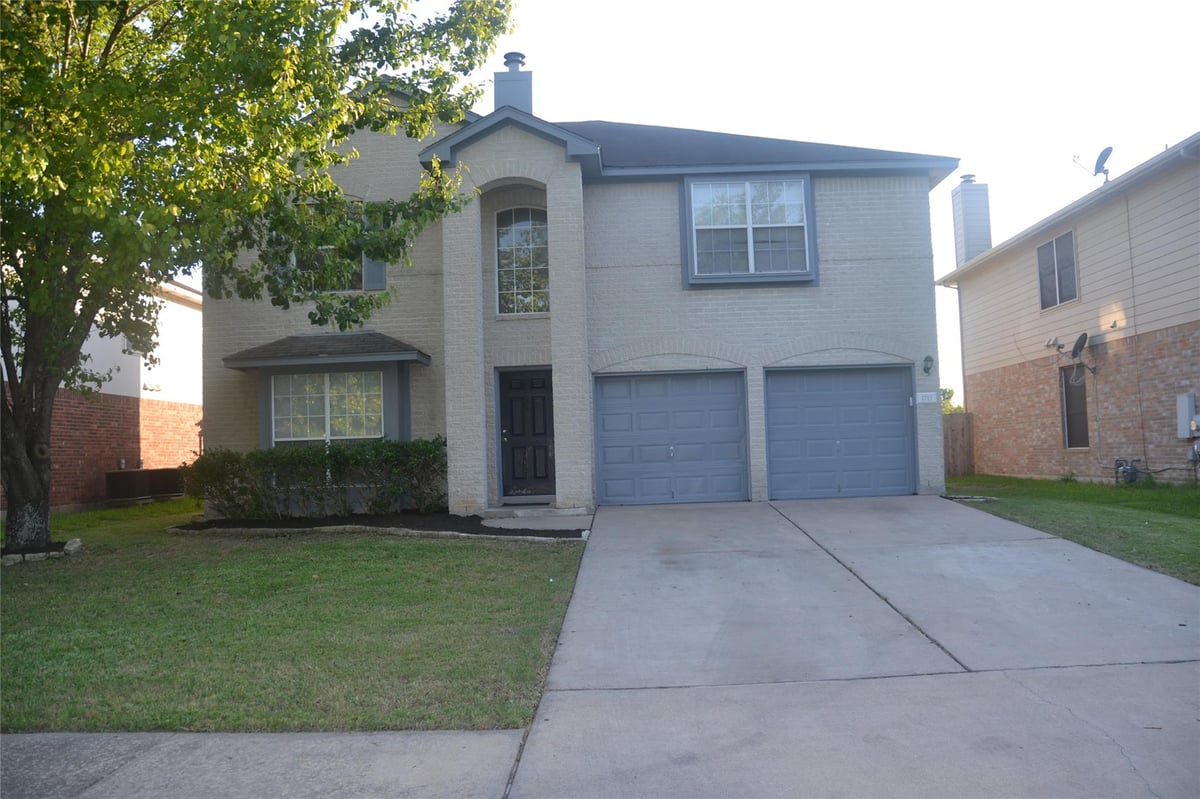 View 1717 Jerusalem Dr in Springbrook Centre Ph B Sec 02 1717 Jerusalem Dr - property photo 1 - Luxury home in Springbrook Centre Ph B Sec 02, Round Rock, TX