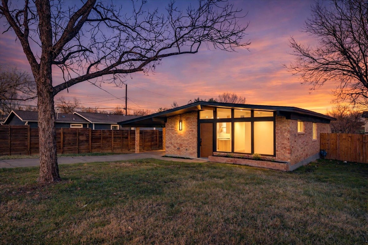View 1719 Meander Dr in Oak Lawn Sec 02 1719 Meander Dr - front exterior - Luxury home in Oak Lawn Sec 02, Austin, TX