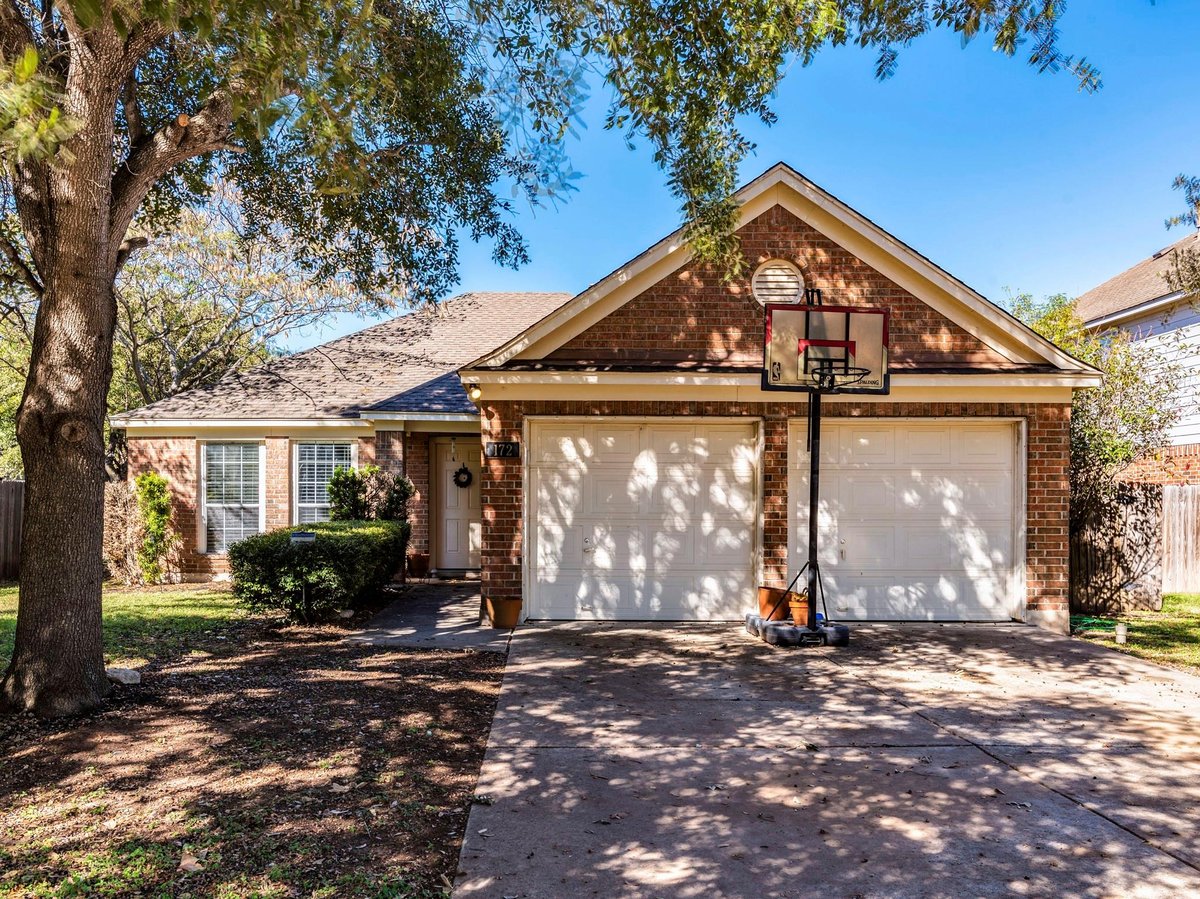 172 Winter St - front exterior - Luxury home in Four Seasons Farm Ph 1 Sec 1, Kyle, TX