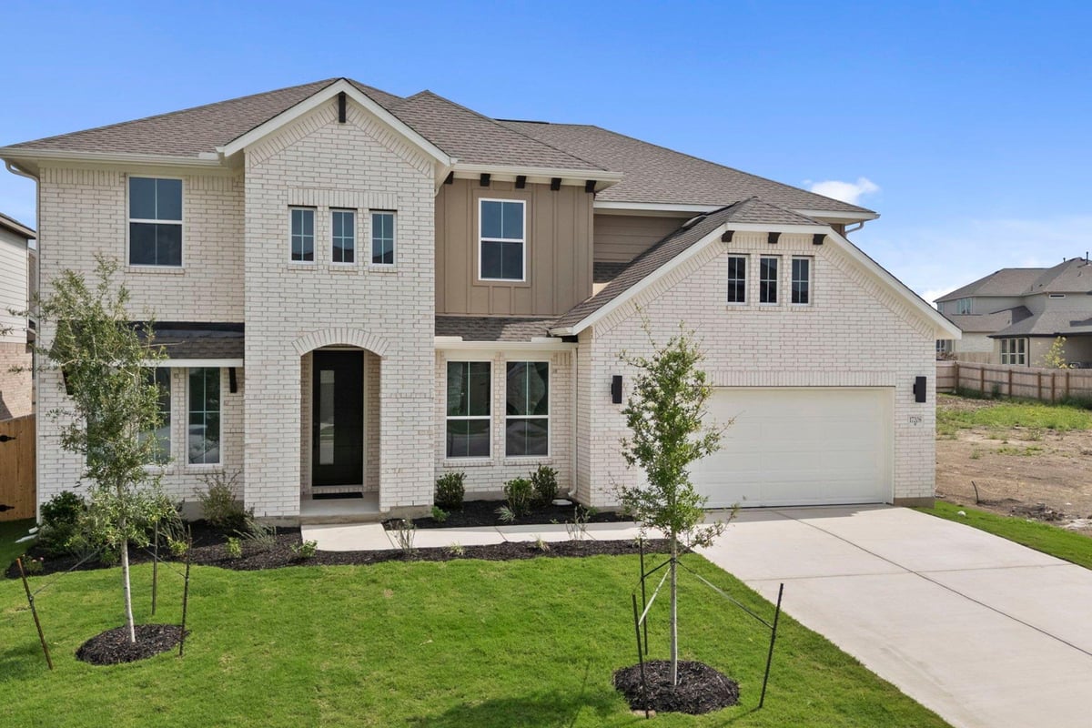 Living area at 17208 Graces Path - 5 bed 4 bath home