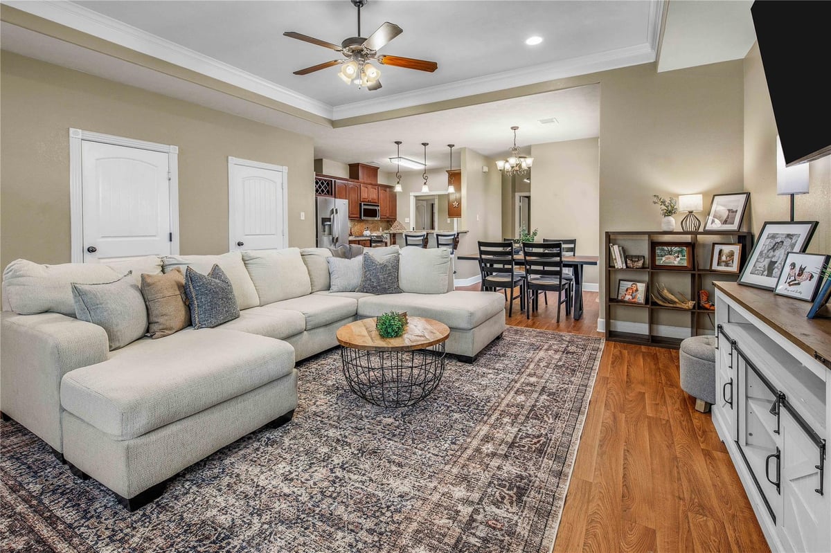 Kitchen at 1723 Creekside Cir - 3 bed 2 bath home