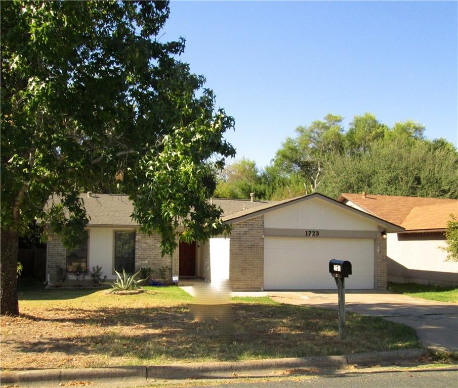 View 1723 Pine Knoll Dr in Rutland Village Sec 02 1723 Pine Knoll Dr - front exterior - Luxury home in Rutland Village Sec 02, Austin, TX