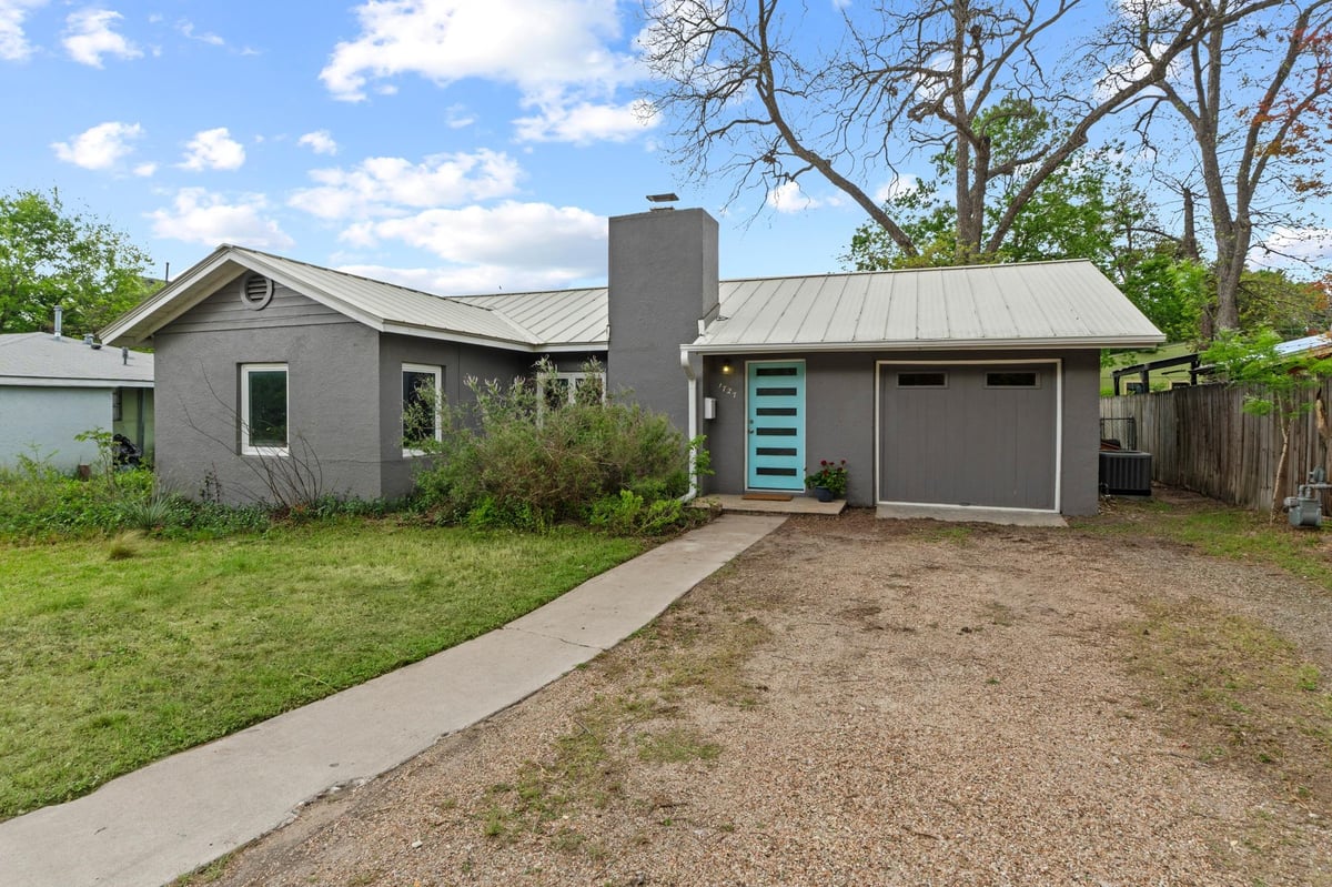 Kitchen at 1727 38th 1/2 St - 3 bed 1 bath home