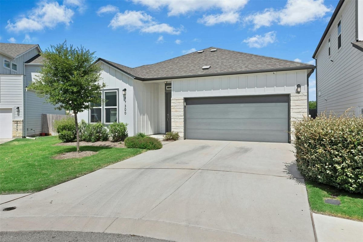 View 17300 Monastrell LN Unit #39 in Pflugerville 17300 Monastrell LN Unit #39, photo 1, Pflugerville, Pflugerville, TX
