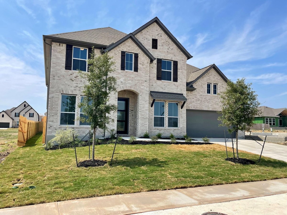 View 17313 Lisa Samuels DR in Blackhawk 17313 Lisa Samuels DR - property photo 1 - Luxury home in Blackhawk, Pflugerville, TX