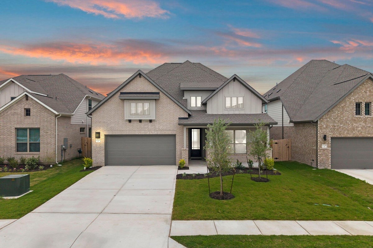 View 17333 Graces PATH in Blackhawk 17333 Graces PATH - front exterior - Luxury home in Blackhawk, Pflugerville, TX