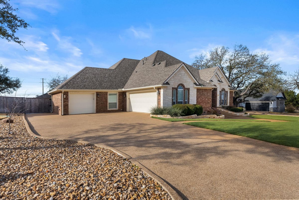 Primary bedroom at 1735 Alta Vista Loop - 3 bed 3 bath home