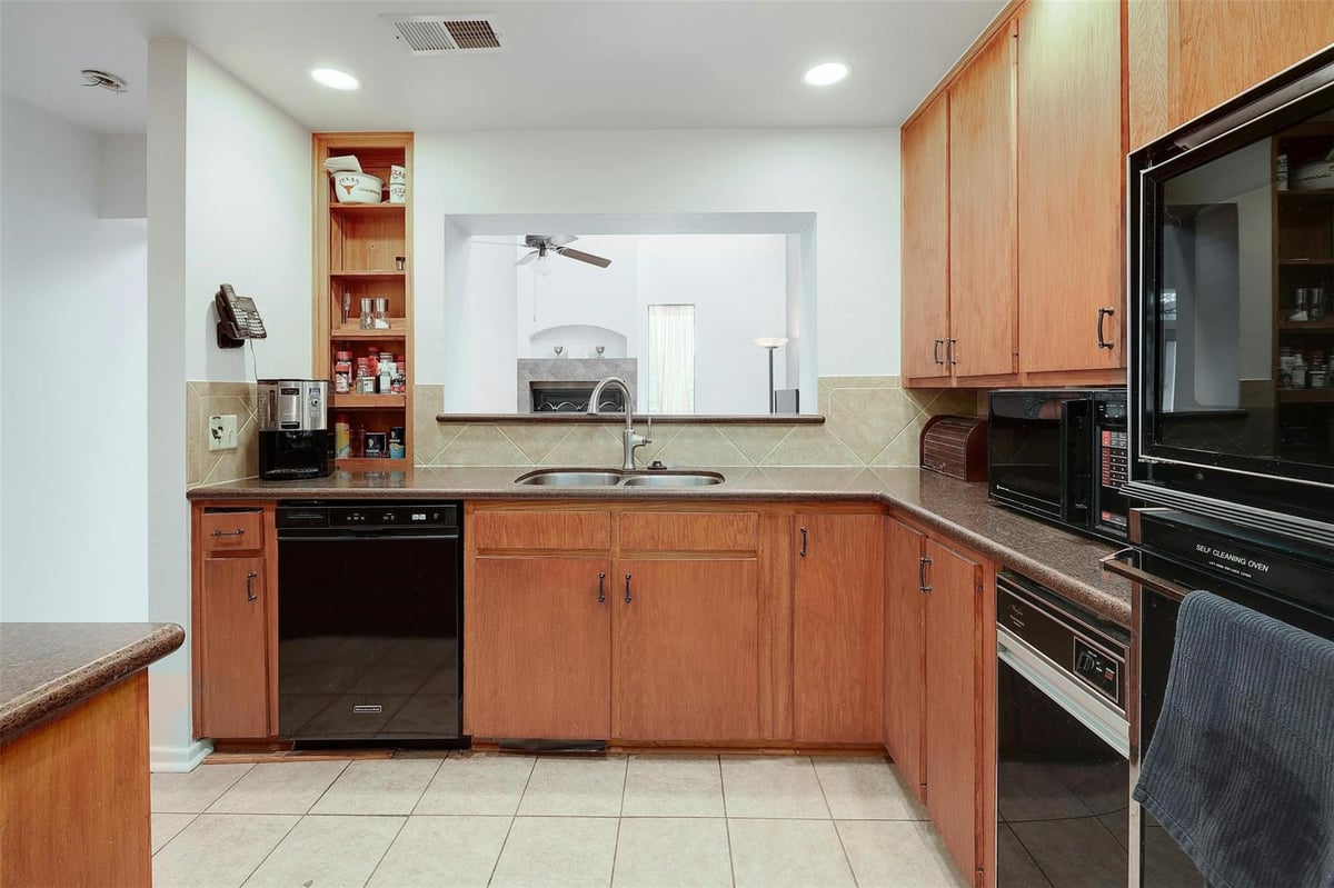 Primary bedroom at 1735 Spyglass Dr Unit #115 - 2 bed 2 bath home