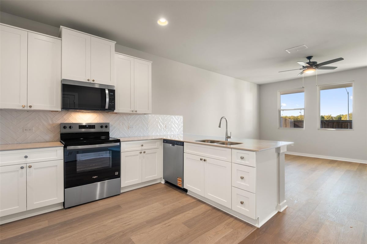Primary bedroom at 17408 Monastrell Ln - 3 bed 3 bath home