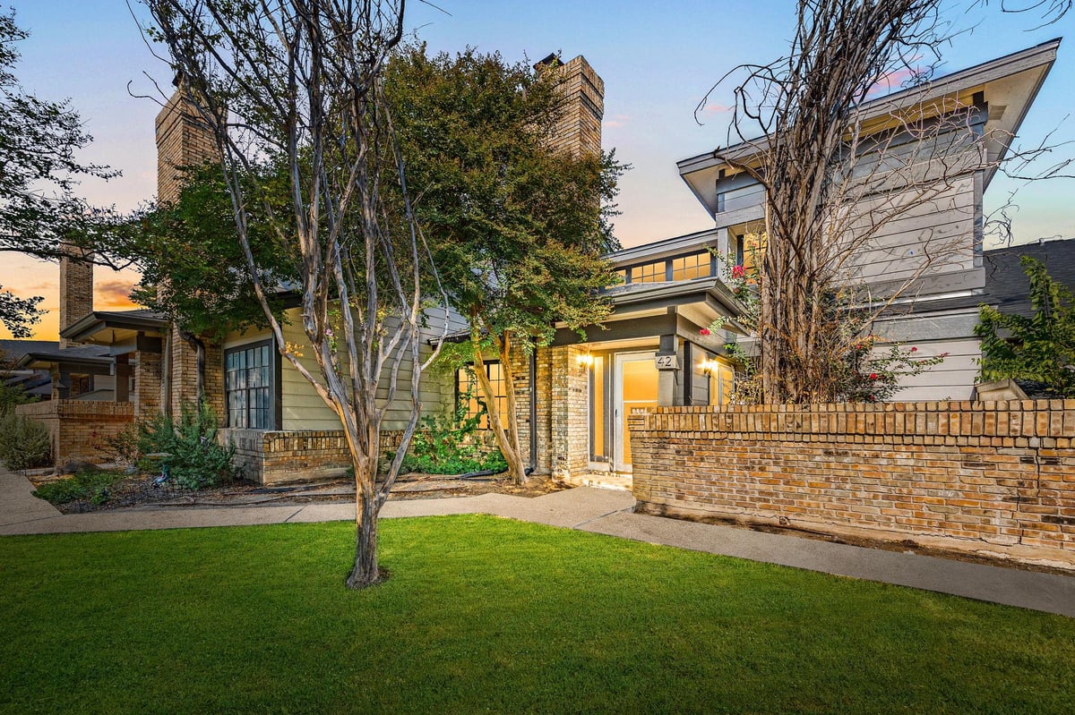 View 1748 Ohlen RD Unit #42 in Brandywine Condo Amd 1748 Ohlen RD Unit #42 - property photo 1 - Luxury home in Brandywine Condo Amd, Austin, TX