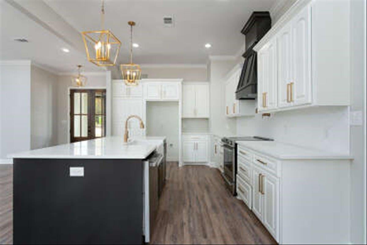 Primary bedroom at 175  Impala Pass - 4 bed 2 bath home