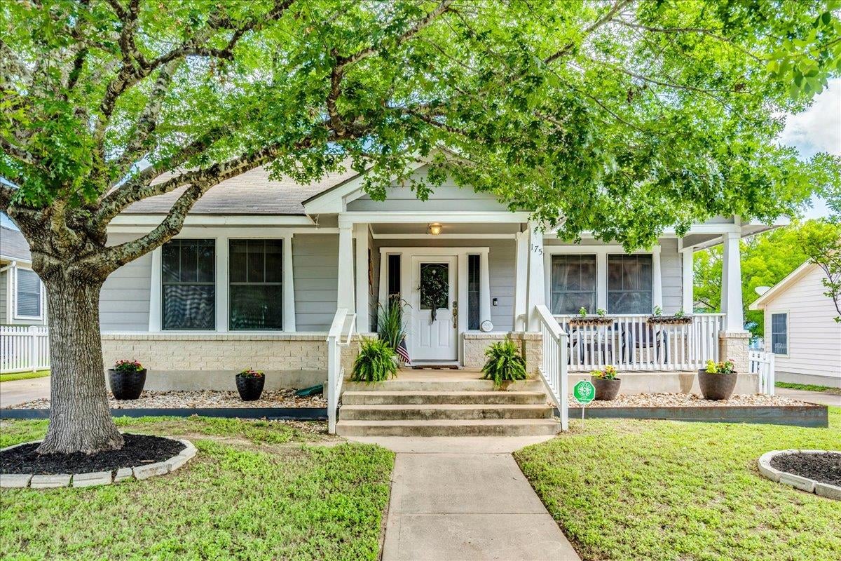 View 175 Wetzel in Plum Creek Ph 1 Sec 2-A 175 Wetzel - front exterior - Luxury home in Plum Creek Ph 1 Sec 2-A, Kyle, TX