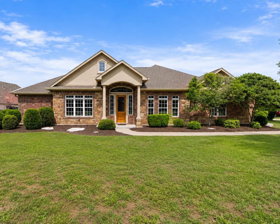 View 175 Whitney Woods Cir in Park Estates Sec 1 175 Whitney Woods Cir - front exterior - Luxury home in Park Estates Sec 1, Georgetown, TX