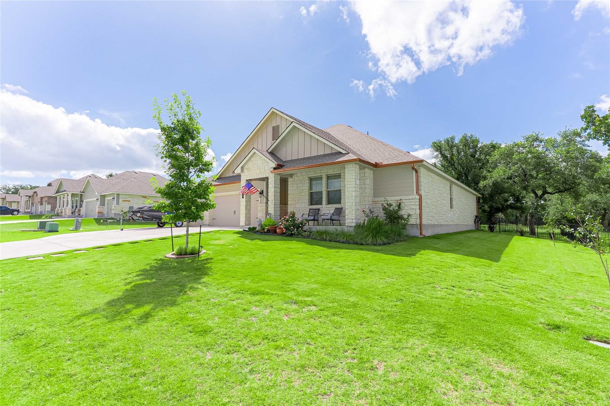 View 176 Tom Kite DR in Delaware Springs 176 Tom Kite DR - front exterior - Luxury home in Delaware Springs, Burnet, TX