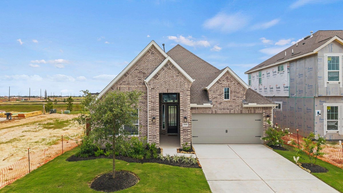 View 17616 Rolling DR in Newhaven 17616 Rolling DR - property photo 1 - Luxury home in Newhaven, Manor, TX