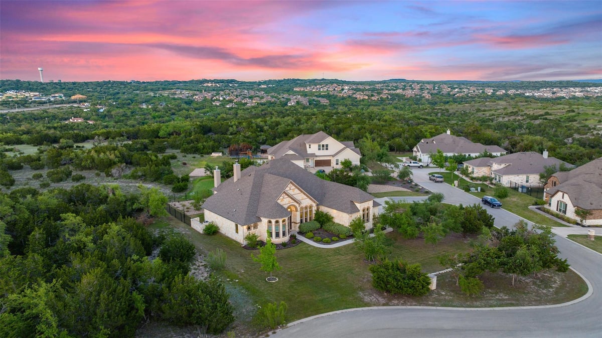View 17632 Stratus CV in Vistancia Sec 2 17632 Stratus CV - front exterior - Luxury home in Vistancia Sec 2, Dripping Springs, TX