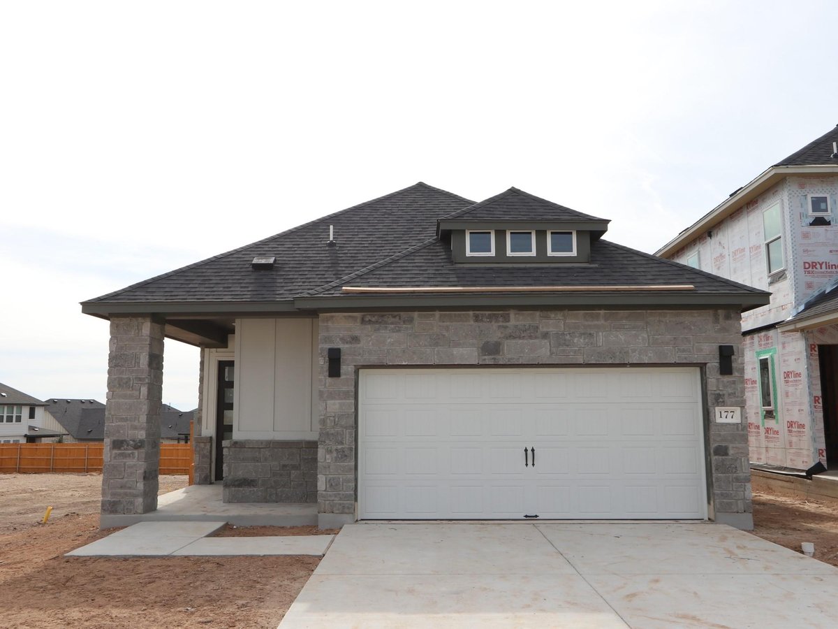 Kitchen at 177 Grayson Elm Pass - 3 bed 2 bath home