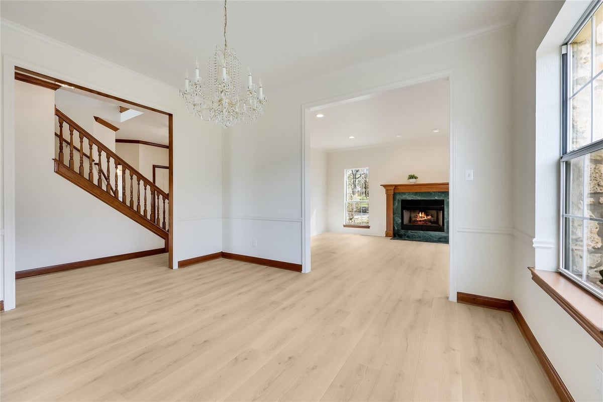 Living area at 17706 N Rim Dr - 4 bed 3 bath home