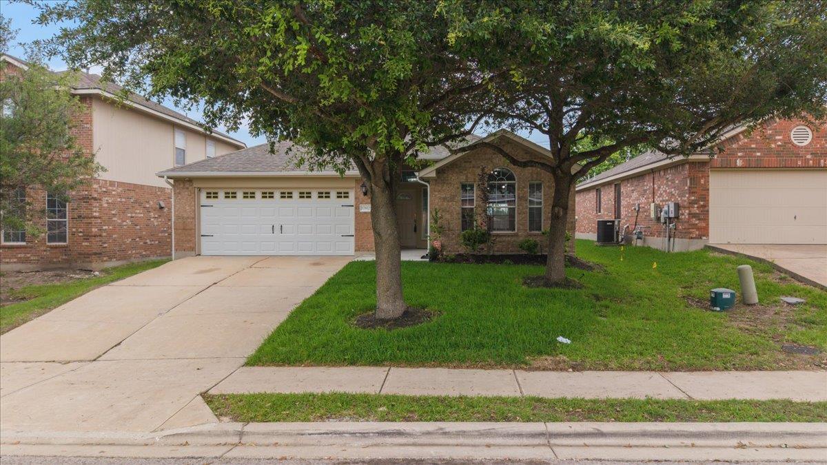 View 17812 Masi LOOP in Villages Of Hidden Lake Ph 5B 17812 Masi LOOP - front exterior - Luxury home in Villages Of Hidden Lake Ph 5B, Pflugerville, TX