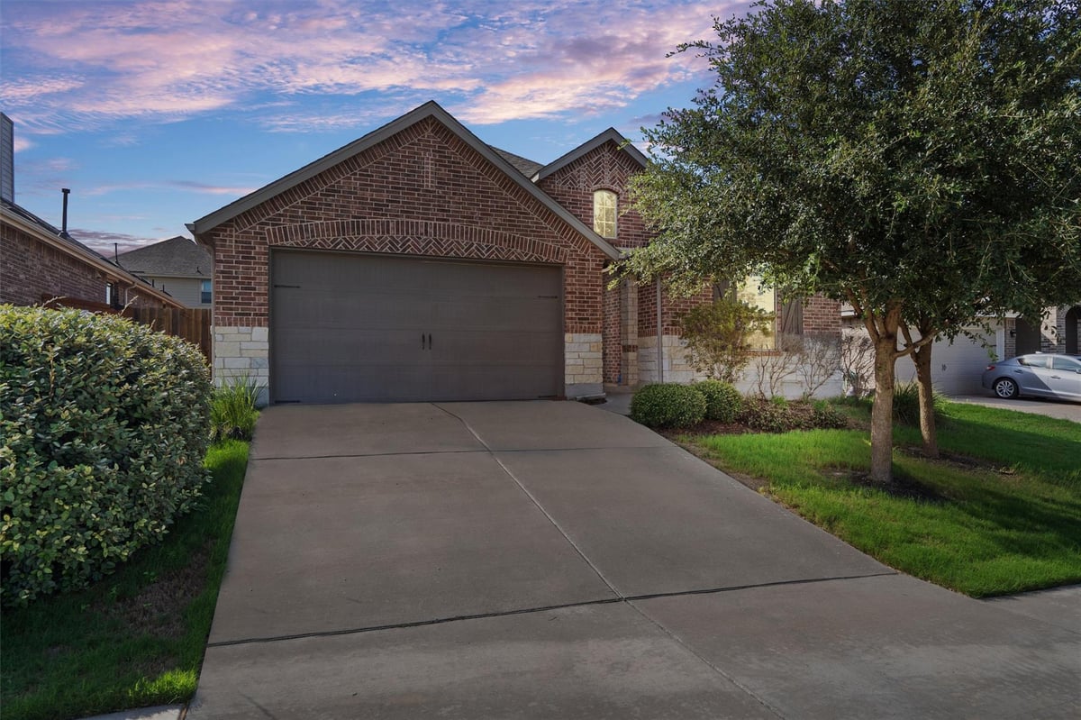 View 179 Knots Lndg in Crosswinds Ph One 179 Knots Lndg - front exterior - Luxury home in Crosswinds Ph One, Kyle, TX