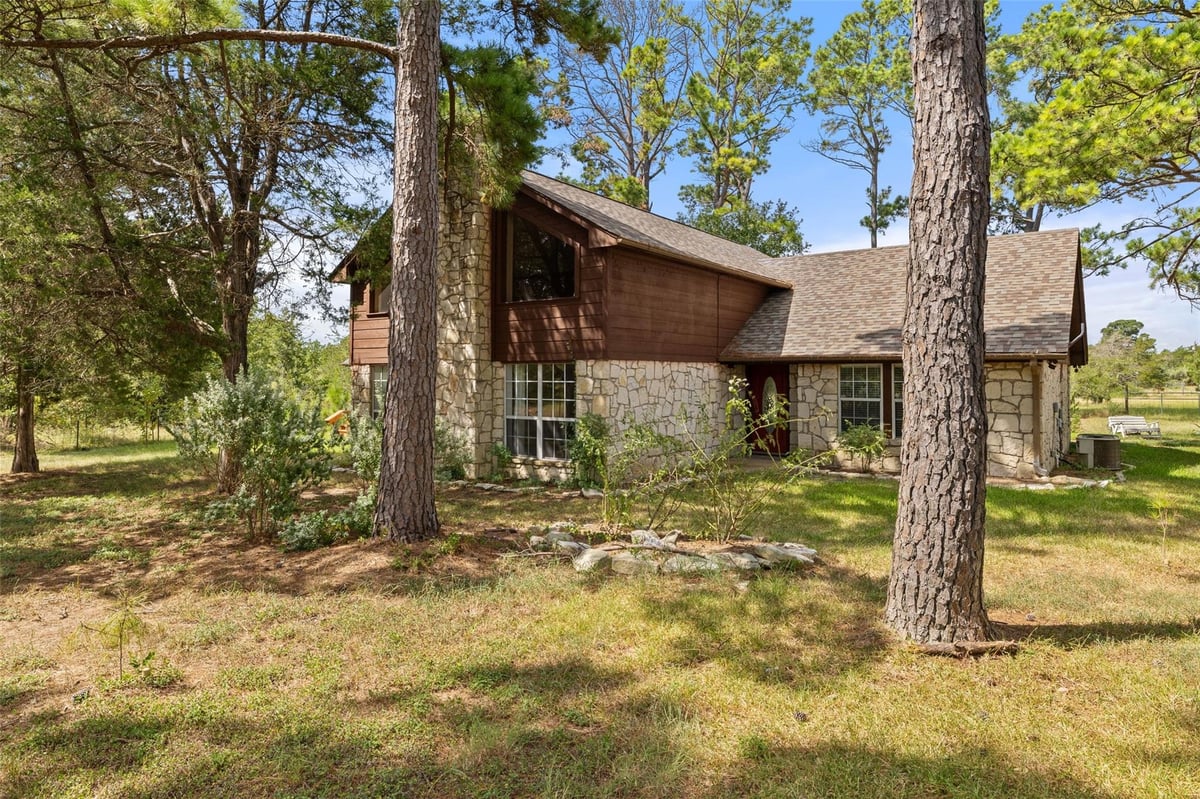 View 179 Rainbow DR in Circle D East 179 Rainbow DR - property photo 1 - Luxury home in Circle D East, Bastrop, TX