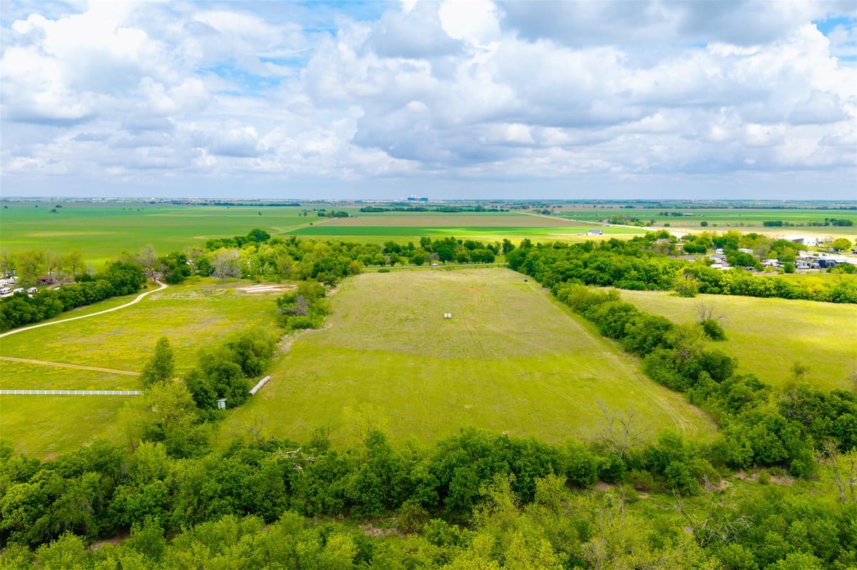 Primary bedroom at 18.45 Acres FM 1660 - Jc Duval, Taylor, TX