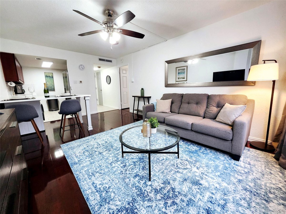 View 1800 Lavaca St Unit #102 in Greenwood Towers Amd 1800 Lavaca St Unit #102 - front exterior - Luxury home in Greenwood Towers Amd, Austin, TX