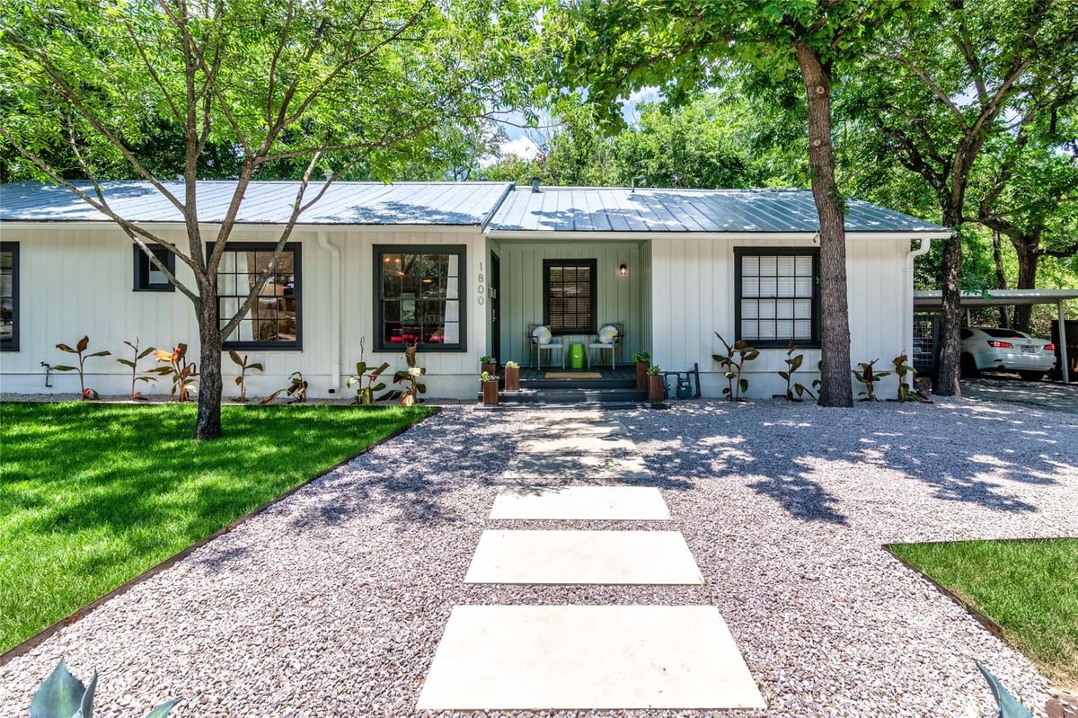 View 1800 Winsted LN Unit #B in Ward & Treadwell 1800 Winsted LN Unit #B - property photo 1 - Luxury home in Ward & Treadwell, Austin, TX