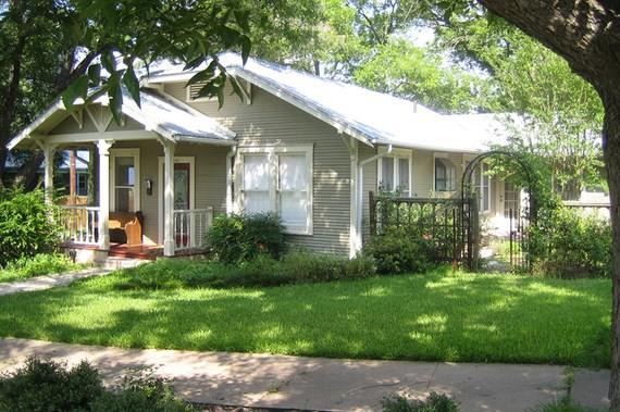 View 1801 Kenwood Ave in Travis Heights 1801 Kenwood Ave - front exterior - Luxury home in Travis Heights, Austin, TX