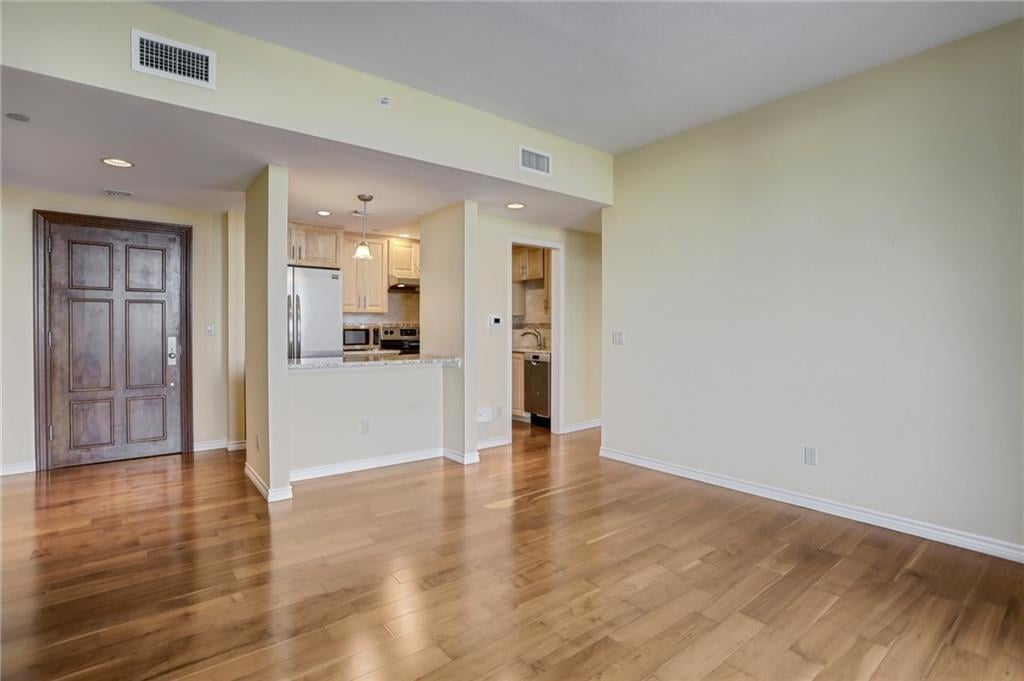 View 1801 Lavaca St Unit #8M in Cambridge Condo Amd 1801 Lavaca St Unit #8M - front exterior - Luxury home in Cambridge Condo Amd, Austin, TX