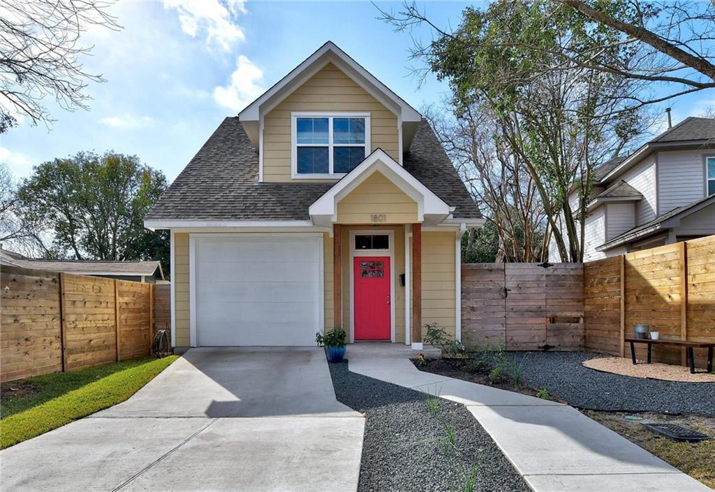 View 1801 Pequeno St Unit #2 in Vallejo 1801 Pequeno St Unit #2 - front exterior - Luxury home in Vallejo, Austin, TX
