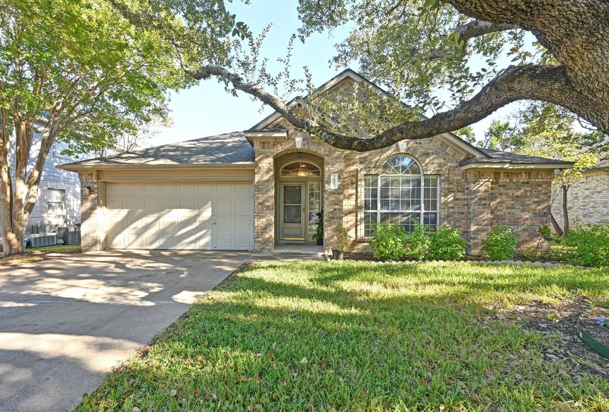 View 1802 Edelweiss Dr in Cypress Bend Sec 02 Ph A 1802 Edelweiss Dr - property photo 1 - Luxury home in Cypress Bend Sec 02 Ph A, Cedar Park, TX