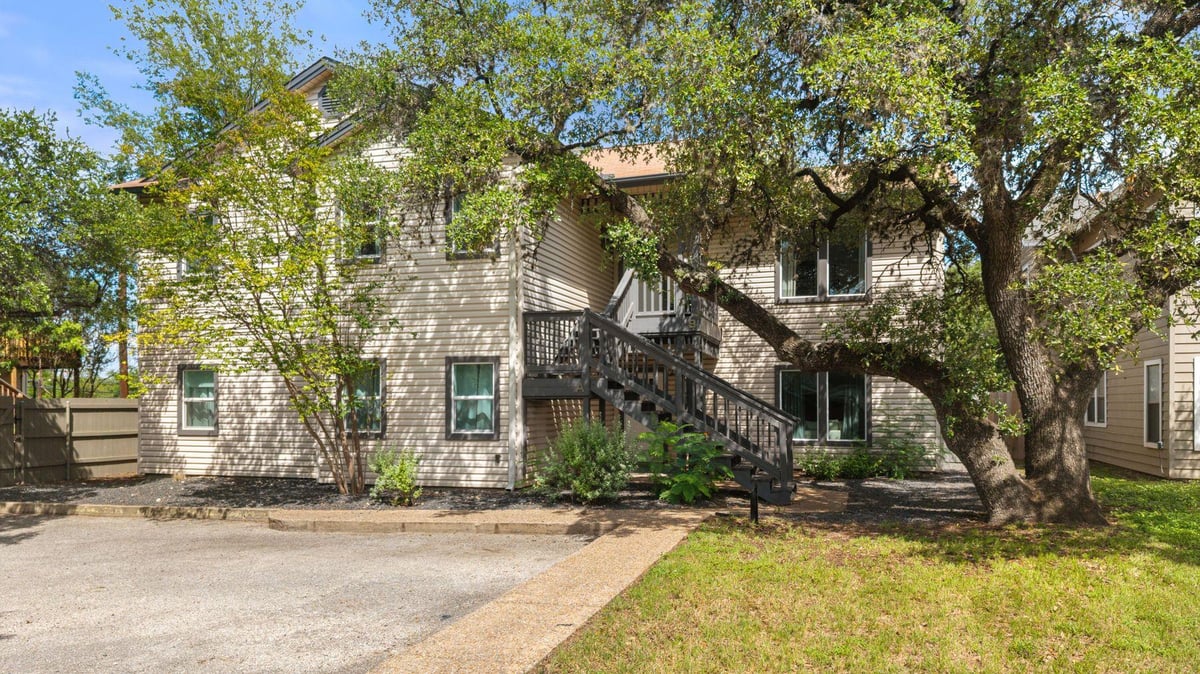 View 1803 Bouldin Ave in Bouldin Oaks 02 1803 Bouldin Ave - front exterior - Luxury home in Bouldin Oaks 02, Austin, TX
